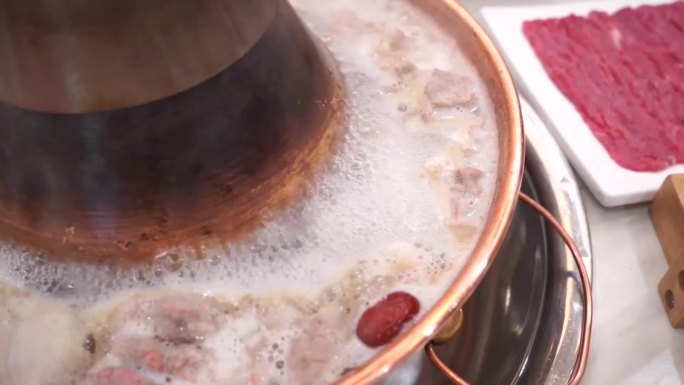 原创高清老北京铜锅涮肉视频