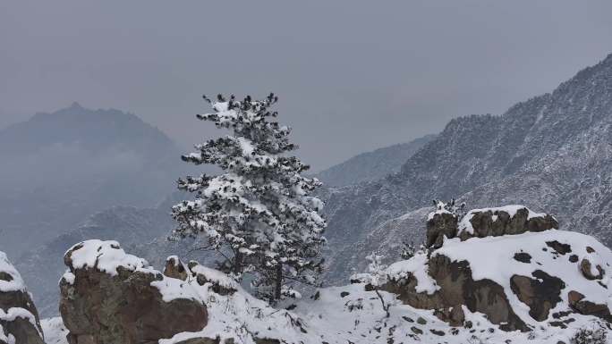 贺兰山雪景山体03