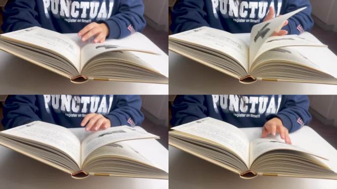 图书馆阅读书籍放松心情