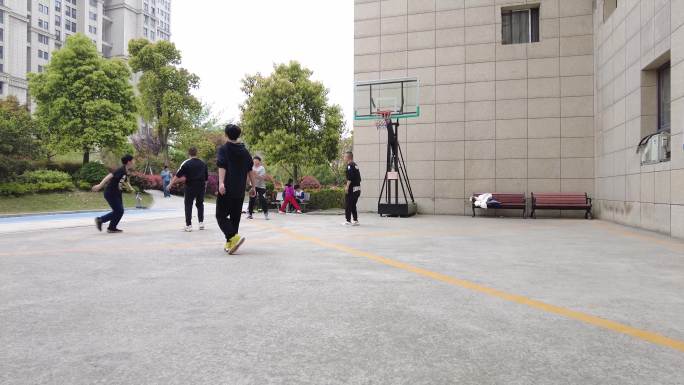 杭州下沙小区打篮球