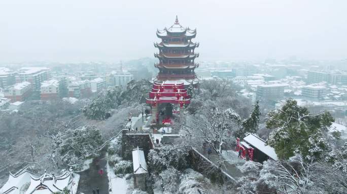 武汉黄鹤楼公园雪景风光