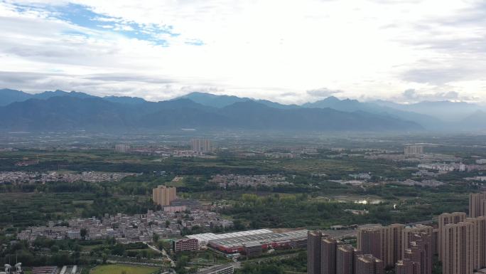 秦岭大景青山城市航拍