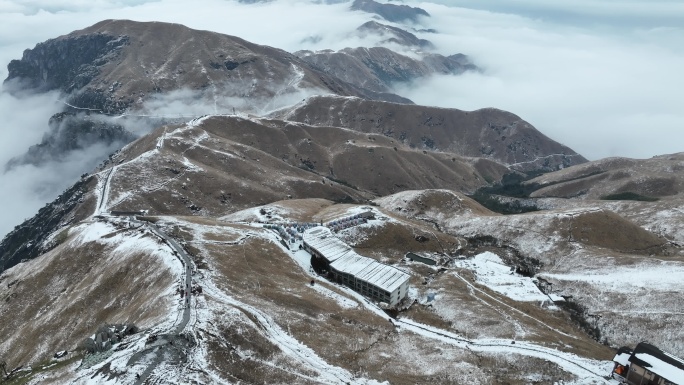 江西武功山雪景