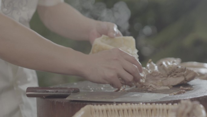 面点师傅做烧饼火烧