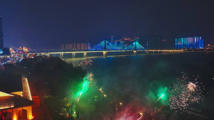 长沙湘江银盆岭大桥元宵节夜景航拍