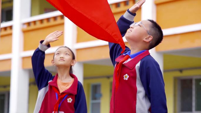 小学生升旗