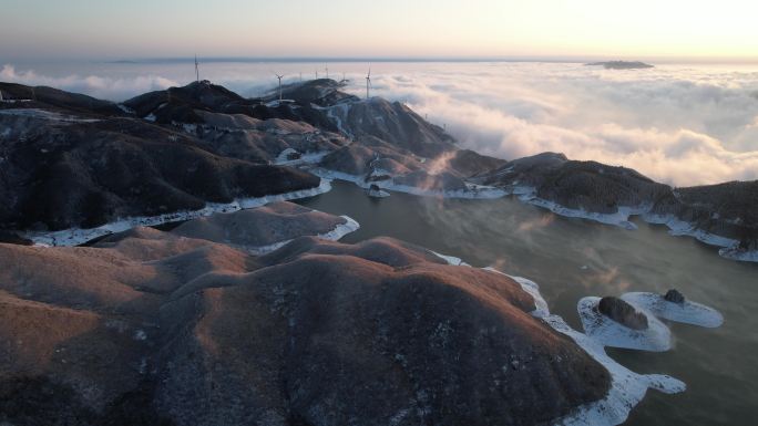 桂林全州天湖雪景平流雾