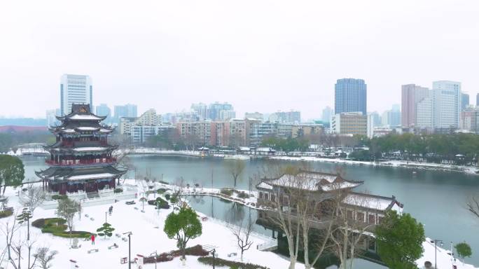 武汉地标紫阳公园雪景风光