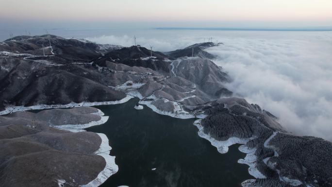 桂林全州天湖雪景平流雾