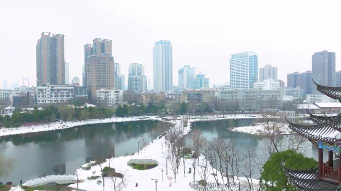 武汉地标紫阳公园雪景风光