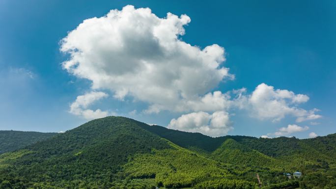 宜兴青山蓝天白云