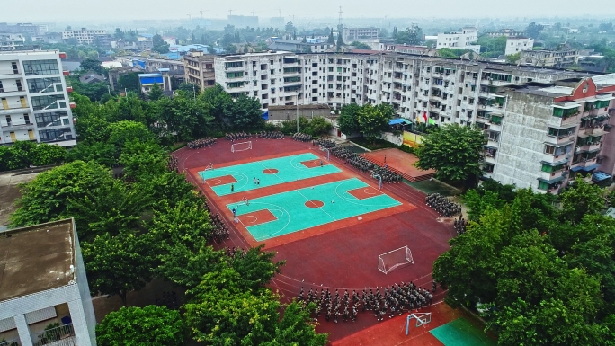 学校运动场操场学生军训军体操表演