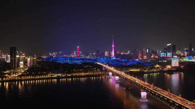 武汉长江大桥龟山电视塔夜景航拍