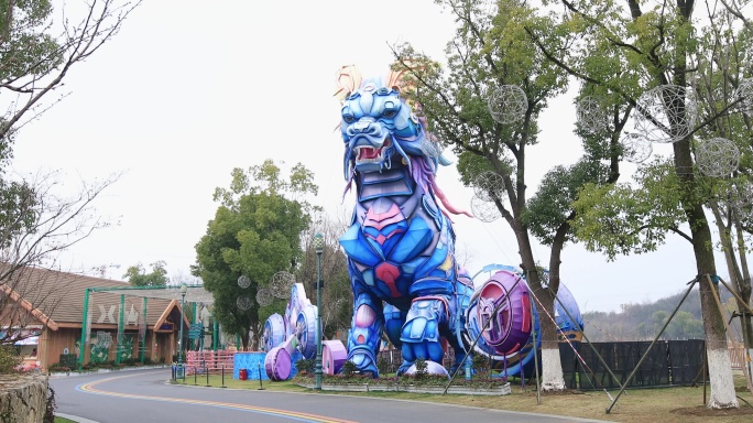 特色卡通神兽花灯 白天空镜