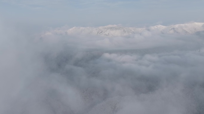 陕西西安秦岭山脉地标云海雪景航拍夕阳自然