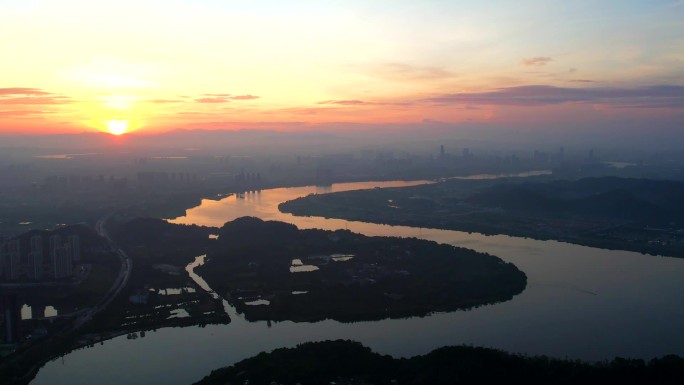 惠州惠城东江彩云日出大景