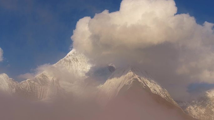 雪山云海 转场 开场 片头视频（13段）