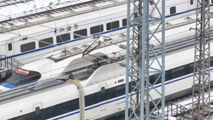 高铁拉弧【航拍】