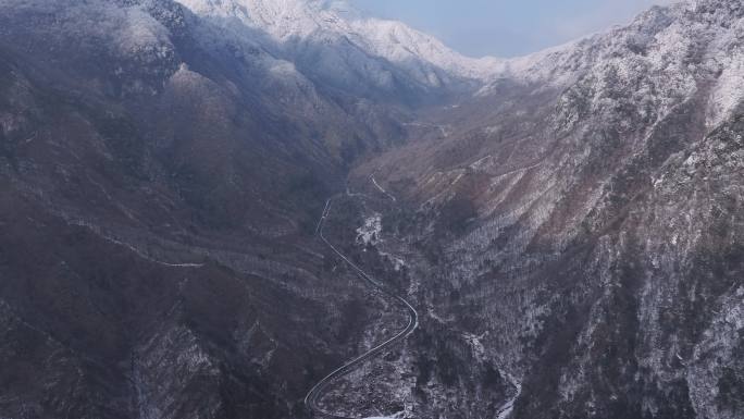 陕西西安秦岭山脉地标云海雪景航拍夕阳自然