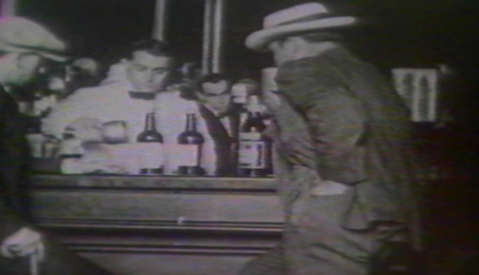 1920年古巴哈瓦那赛马场跑道上的酒吧