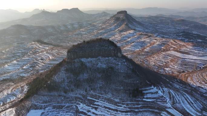 航拍 山东 临沂岱崮地貌 沂蒙山日出