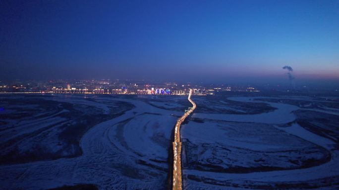 哈尔滨冰雪大世界阳明滩大桥夜景4K