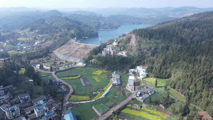 村庄自然风景大山航拍