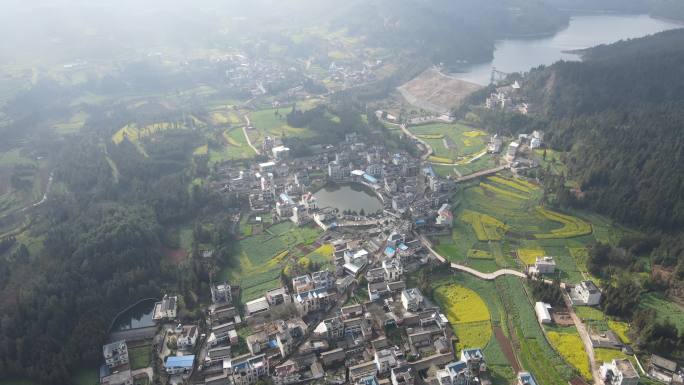 村庄自然风景大山航拍