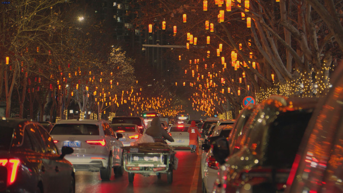 新年城市街道夜景新年氛围感路灯红灯笼4K