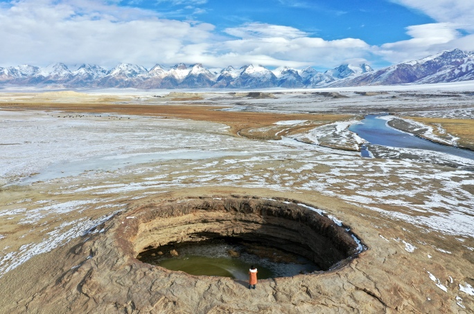 新疆 木吉火山 十八罗汉峰  雪景 航拍