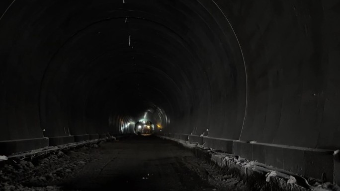 隧道开挖施工，jk01