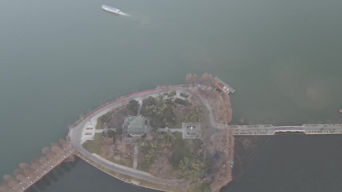 航拍武汉东湖旅游度假区