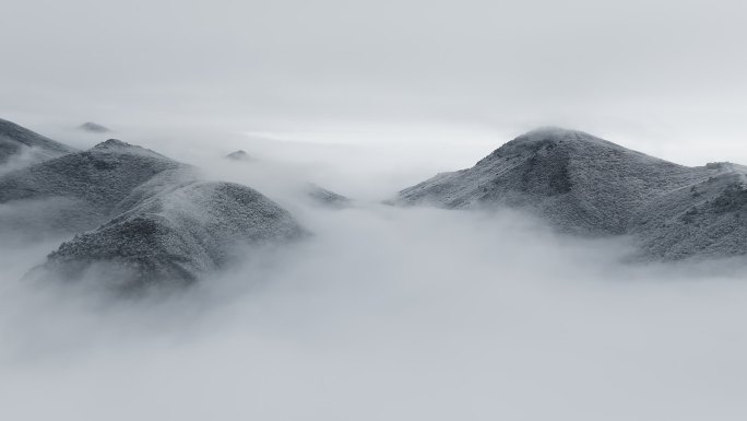 天目山脉山峰云海雪景航拍水墨山川