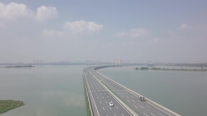武汉后官湖大桥高速水上公路