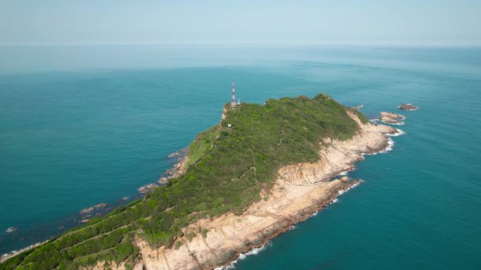 台湾北部海岸线野柳地质公园悬崖峭壁岛屿