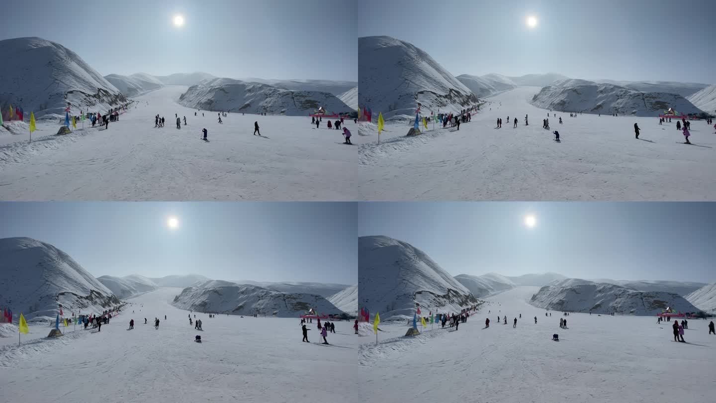 冬季的新疆滑雪场
