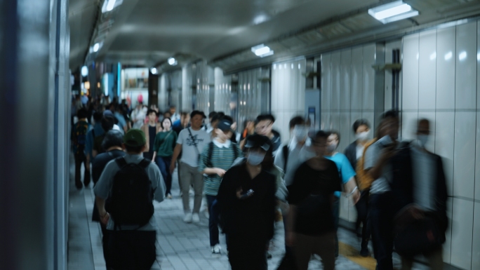 4k-log）日本地铁人群上班族地下通道