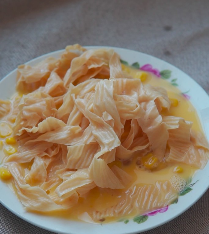 减脂早餐美食制作低卡饮食蒸饭蒸菜豆皮玉米