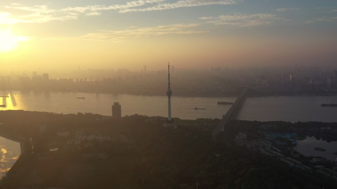 航拍武汉市地标电视塔长江大桥火烧云日出