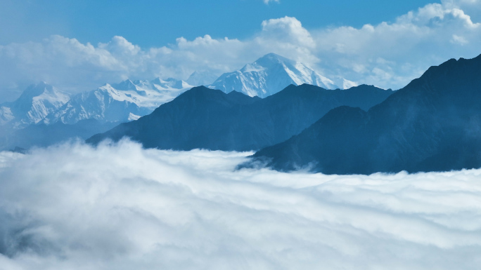 云海雪山