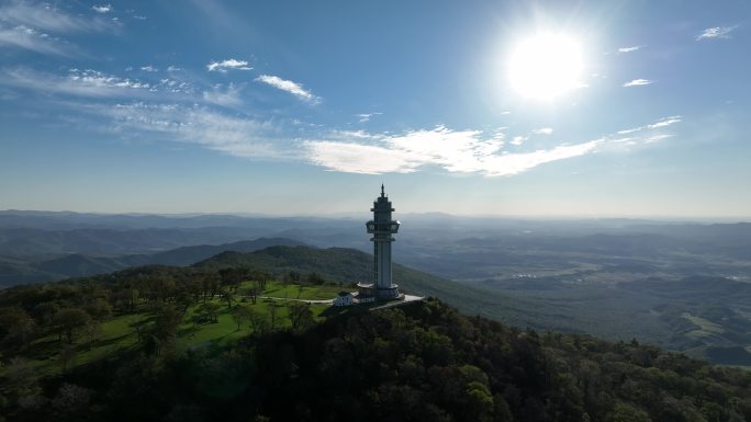 吉林三角龙外四方鼎景区