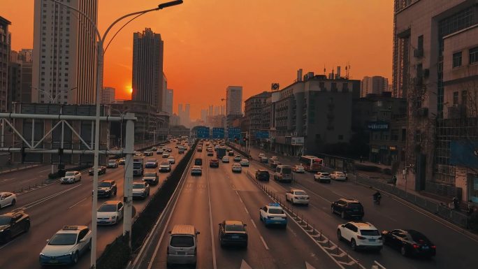 汉口发展大道城市车流夕阳大道街道