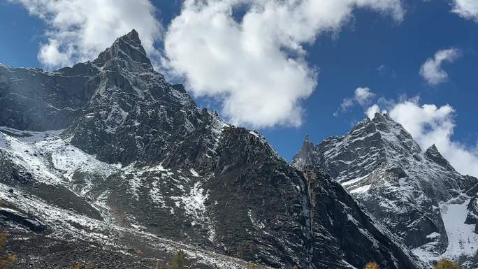 川西风景四姑娘山毕棚沟