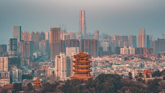 武汉黄鹤楼与绿地中心日落延时摄影