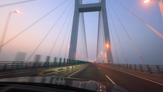 第一视角荆州长江大桥开车 副驾驶拍摄
