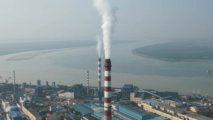工业生产工厂烟冲排烟环境污染