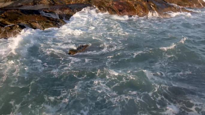 海边航拍 海浪 海边风景 深圳大鹏航拍