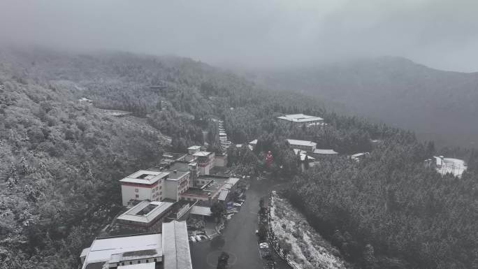 华蓥山2024年第一场雪