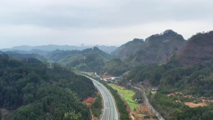 南方山区仙境高速公路山村合集