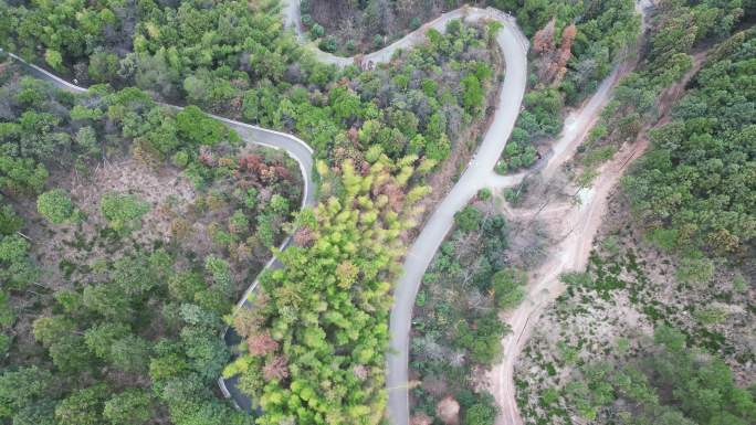 俯拍蜿蜒盘山公路4K航拍